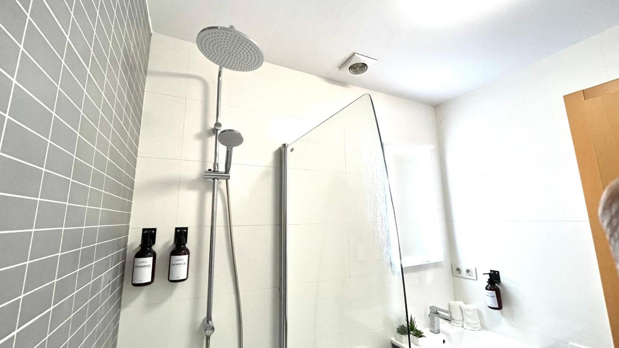 Apartamento Con Terraza By Prestigi Terrassa Exteriér fotografie