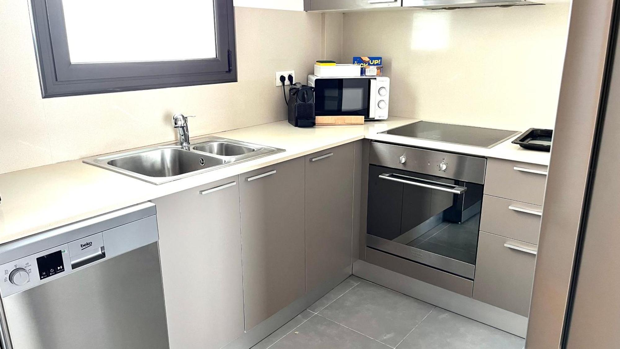 Apartamento Con Terraza By Prestigi Terrassa Exteriér fotografie
